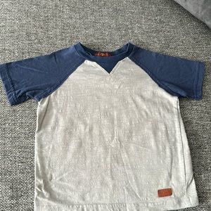 7 For All Man Kind Size 3T Blue & Tan T-Shirt